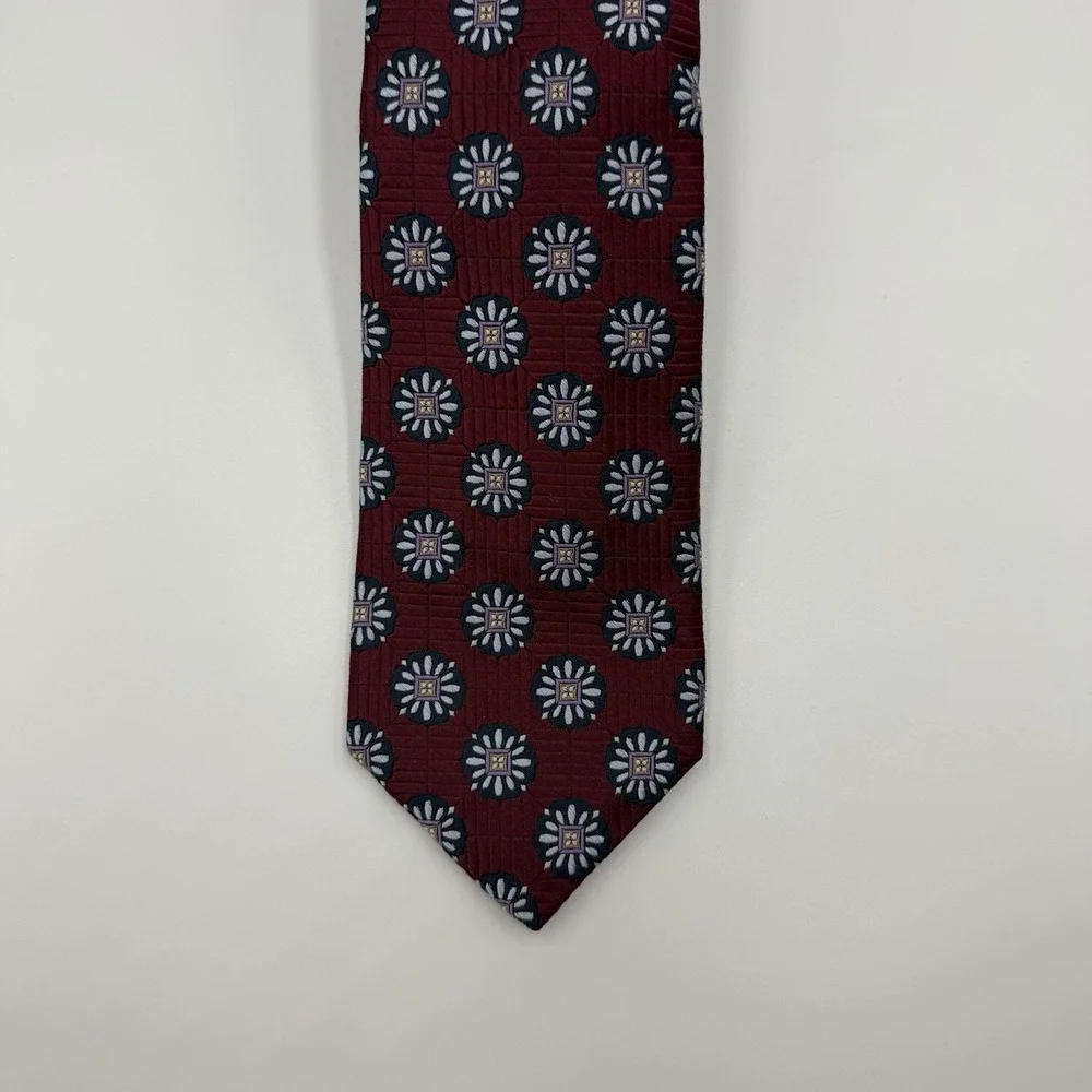 Jos. A Bank Men's Signature Gold 100% Silk Tie Red Daisy Pattern Elegant Vintage